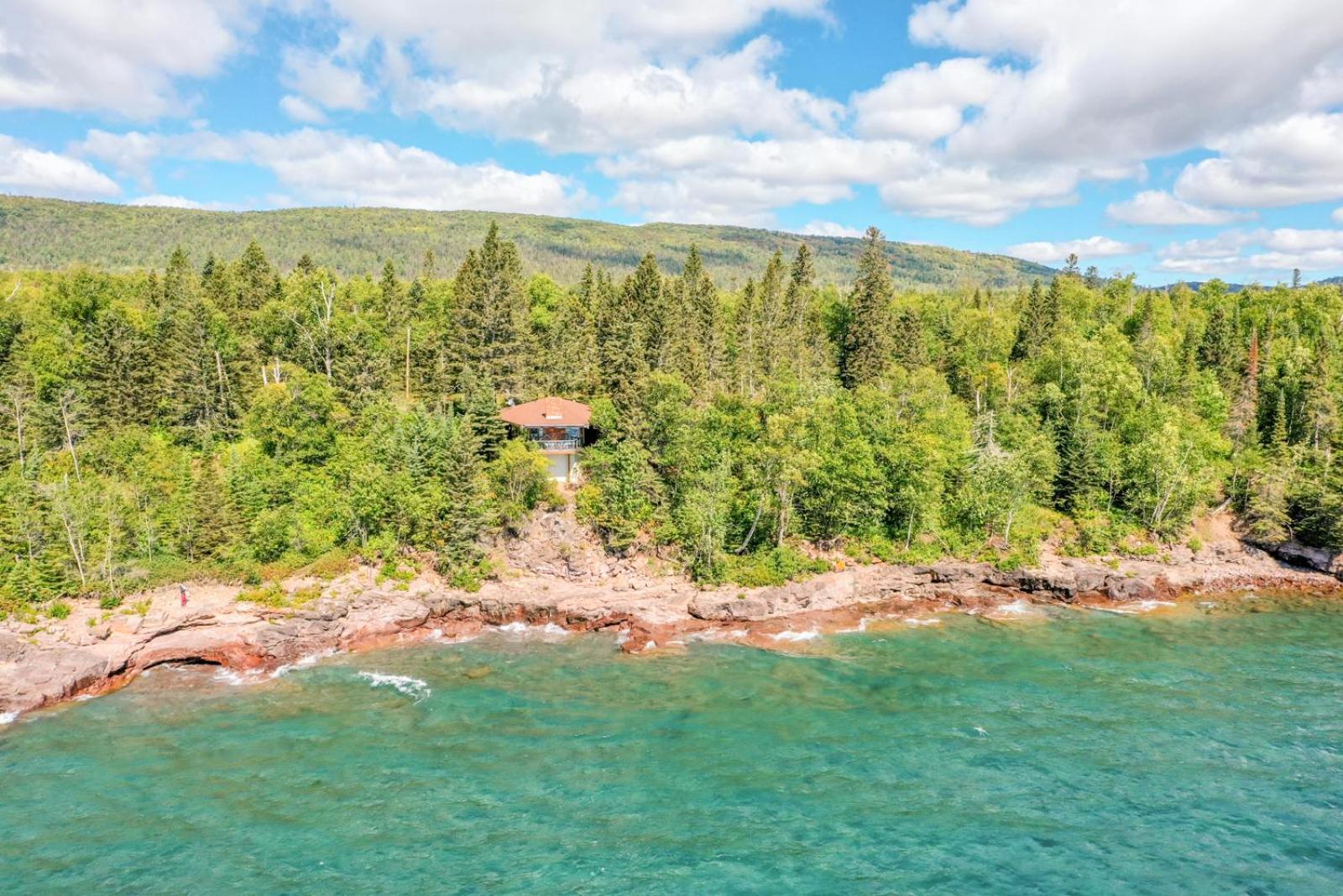 Baileys On The Lake By Cascade Vacation Rentals Lutsen Exterior photo
